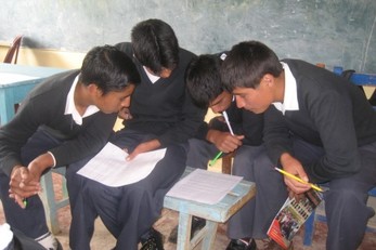 Young Male Peer Educators: For a Healthy High School