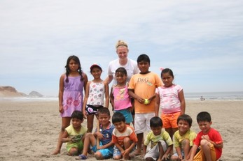 Youth Camp ALMA, Actividades Lideres Mujeres Adolescentes (Activities for Adolescent Female Leaders)